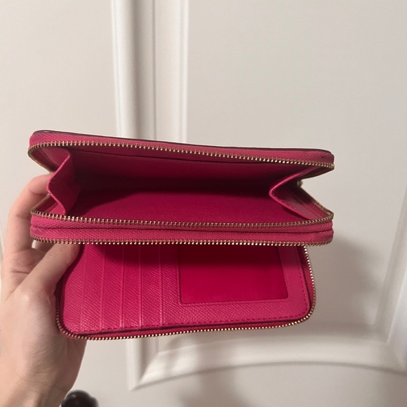 Coach Wallet - Picture 3 of 3